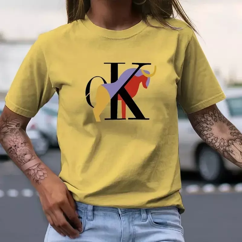 Camiseta estampada com letras grandes para mulheres, roupas Y2k de mangas curtas, moda clássica, camisa gola redonda, tops verão