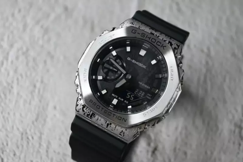 G-SHOCK jam tangan kamuflase untuk pria, arloji kuarsa tahan air, merek mewah, arloji olahraga, noda minyak Rock, baru, seri GM-2100GC