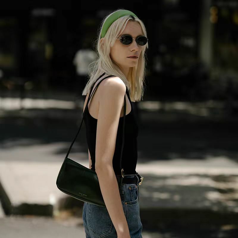 VERA BY VERAFIED New York Trendy One Shoulder Handheld Ultra Light Underarm Bag for Women