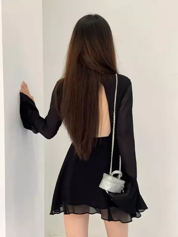 Dress hitam punggung terbuka wanita, gaun pesta Mini Ruffle ramping seksi tambal sulam jala lengan panjang renda berlubang punggung terbuka elegan untuk wanita