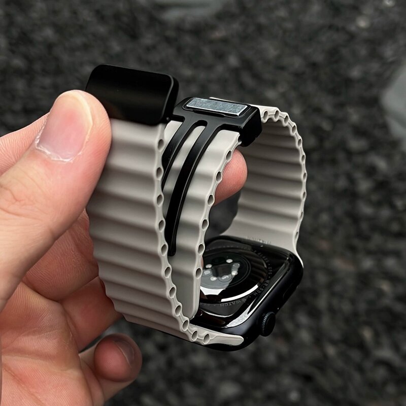 Tali gesper magnetik untuk Apple Watch, tali silikon Ultra 2 49mm 45mm 44mm 40mm 41mm 38 42mm seri iWatch 7 6 3 se 8 9