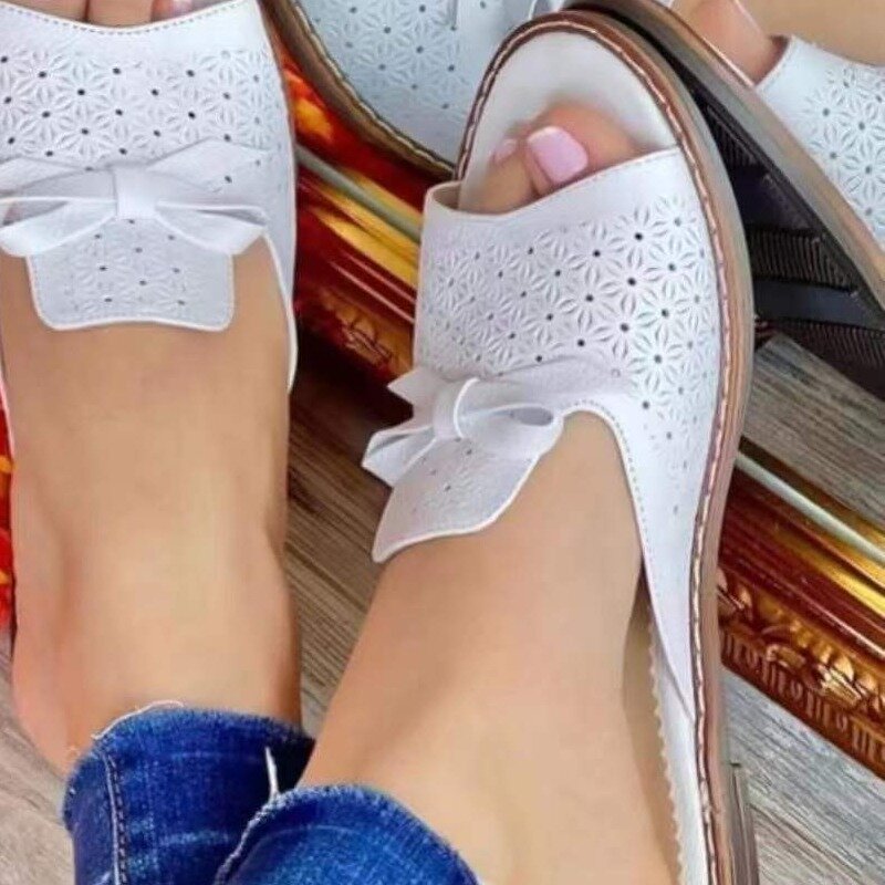 2024 Outdoor Bow Beach Slippers Women Fashion Plus Size 43 Bow-knot Flat Slippers Comfort Summer Closed Toe Women Roman Sandal