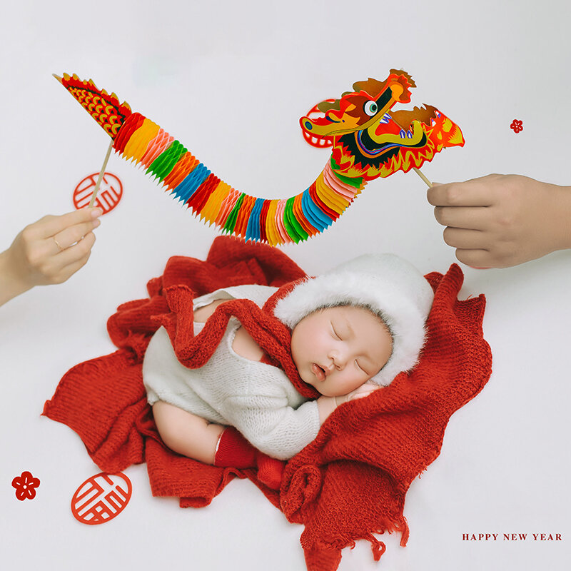 Baby Photography Props Dragon Year Theme Infant Photo Costume Hat Bodysuit Scarf 3pcs/Set Clothes and Chinese Dragon Photo Props