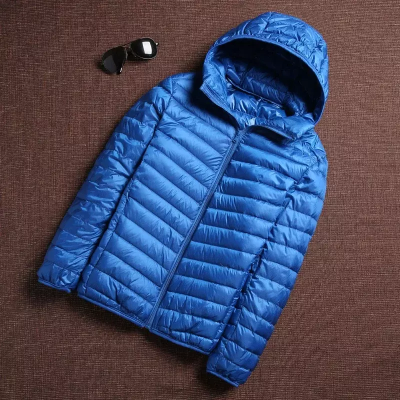6 Colors Men Puffer Jackets Mens Fashion Casual Hooded Ultra Light Packable Water and Wind-Resistant Breathable Down Coat 1980