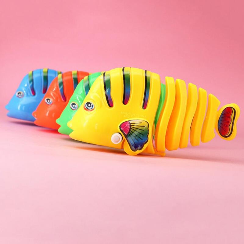 Mainan angin plastik mainan edukasi anak-anak mainan ikan angin untuk anak-anak mainan jam kerja untuk anak-anak bayi dengan gerak ayun menyenangkan portabel