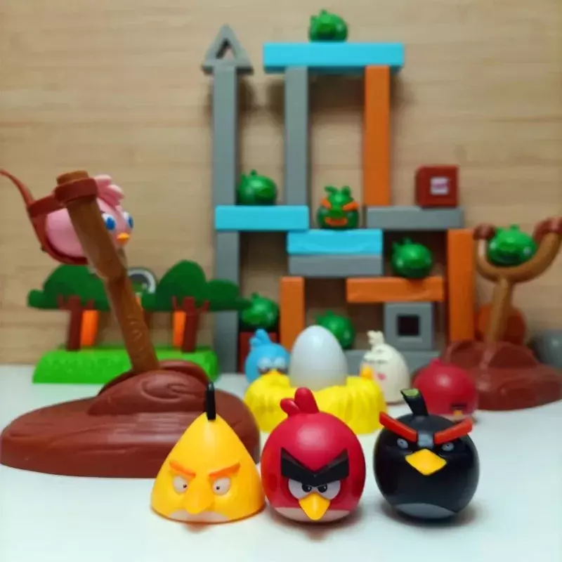 Anime Game Angrys Bird Figure Chuck Bomb Piggies Bird Slingshot Puzzle giocattolo da tavolo catapulta Combo Space Building Block regalo per bambini