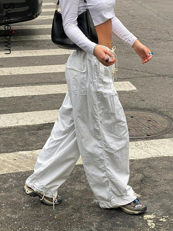 Sweetown Casual larghi pantaloni della tuta a gamba larga bianchi larghi con coulisse a vita bassa Streetwear pantaloni Cargo pantaloni da jogging Hippie da donna