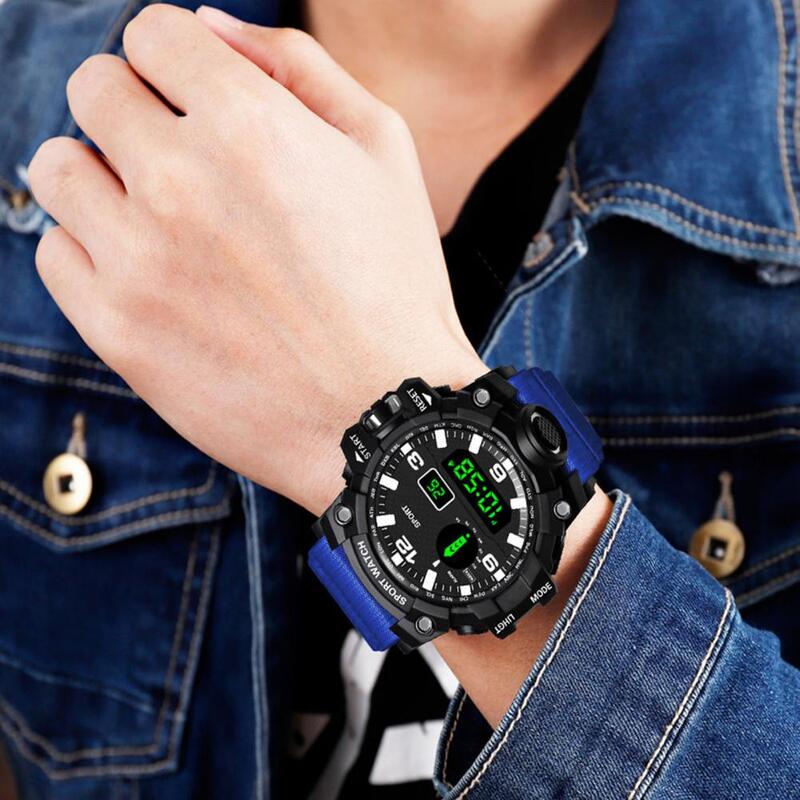 Jam tangan elektronik dengan tali warna polos, jam tangan olahraga luar ruangan praktis modis multifungsi untuk pelajar Pria Wanita