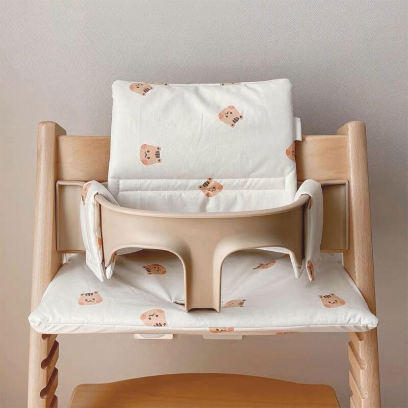 Bantal kursi tinggi bayi yang ditingkatkan, bantalan pelapis kursi tinggi, desain pola lucu antilembap untuk anak laki-laki dan perempuan