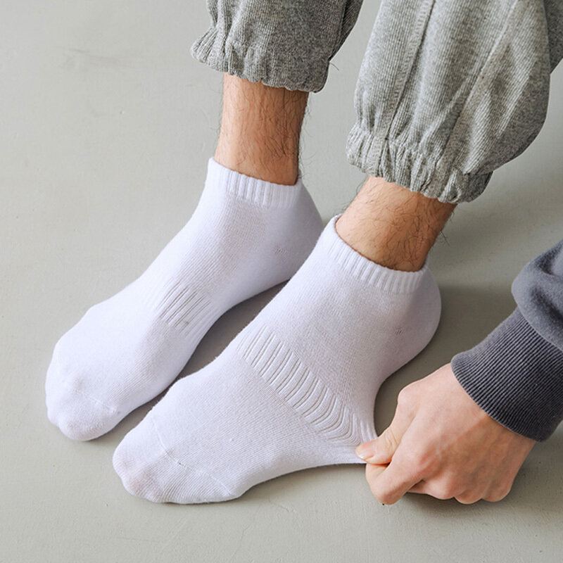 ถุงเท้าผ้าฝ้ายผู้ชายแฟชั่น5/10/20คู่ถุงเท้าสำหรับผู้หญิงสีทึบระบายอากาศได้ดีถุงเท้าแบบข้อสั้นสำหรับนักธุรกิจ