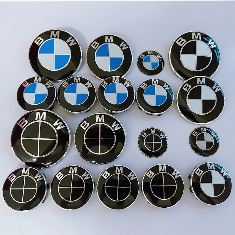 Emblem kap depan mobil Logo 81mm, untuk BMW Race track hitam putih Logo 81mm + lencana belakang 74mm + tutup Hub roda 68mm + 56mm stiker setir 46mm