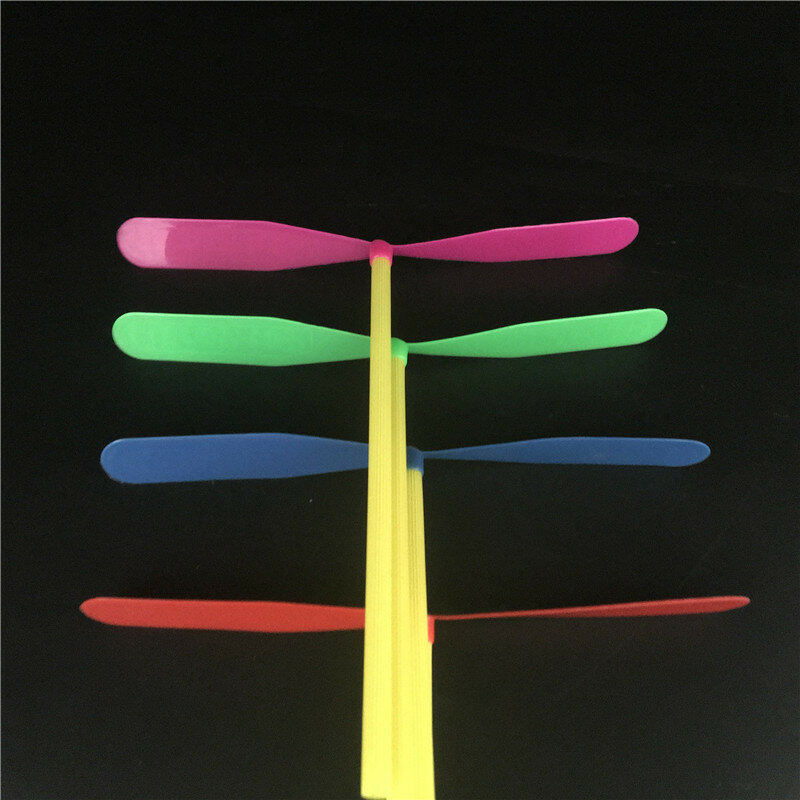 10 teile/los Neuheit Klassische Kunststoff Bambus Libelle Propeller Sport Kinder Kinder Geschenk Fliegen Außen Spielzeug Kinder