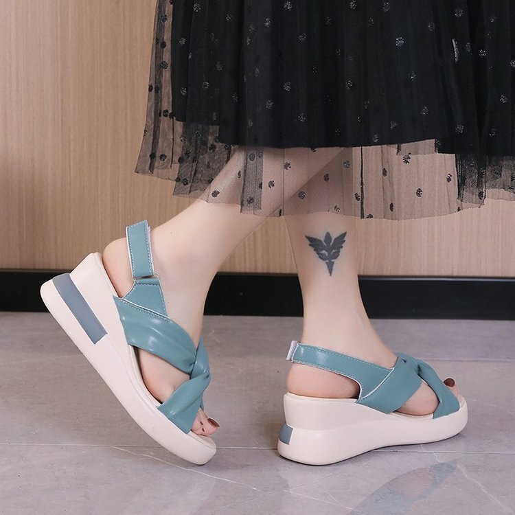 Сандалии женские, лето 2023, модные туфли с рифленым каблуком, легкие удобные женские римские сандалии, женская модель