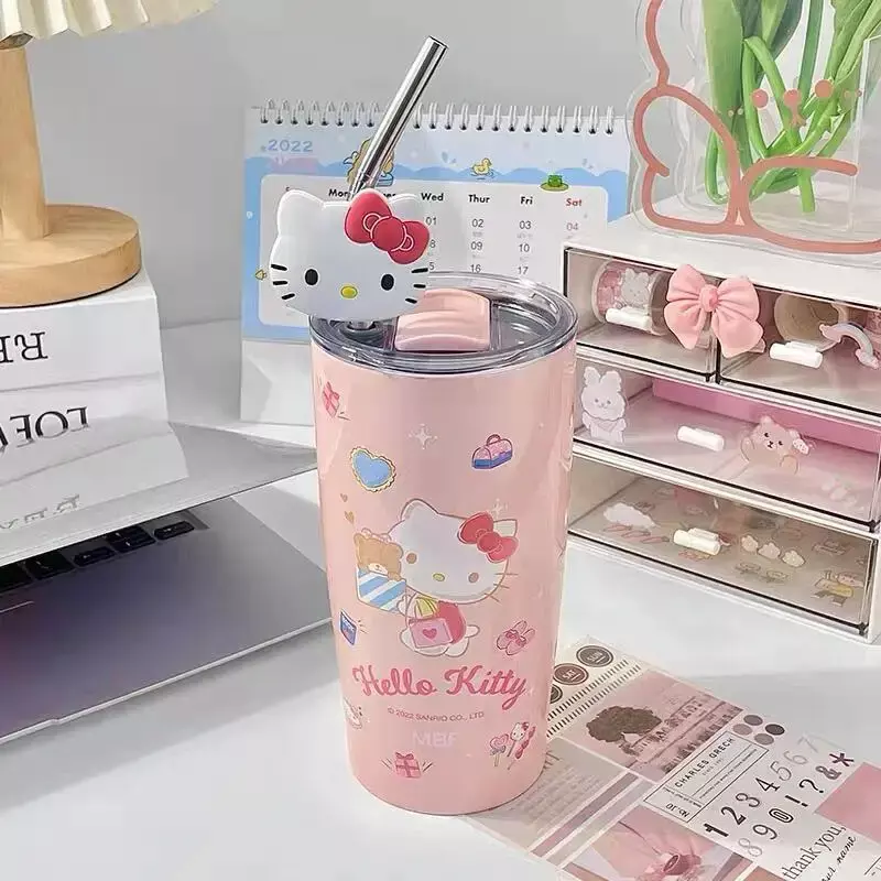 Sanrio Hello Kitty Taça de água isolada, desenhos animados bonitos, Cinnamoroll, alta capacidade, aço inoxidável, canudos, presentes de férias, 600ml