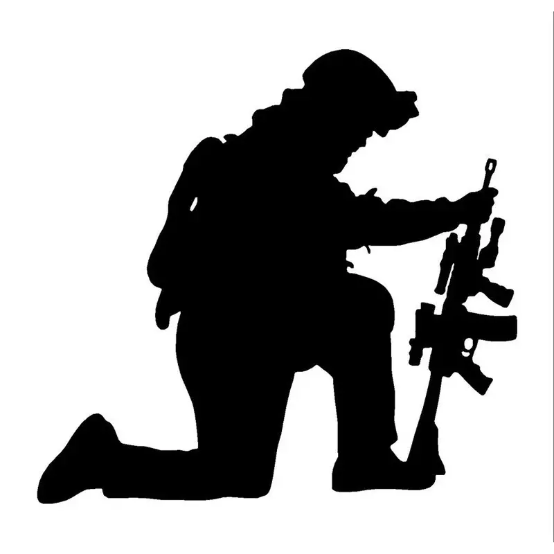 Żołnierz strzelanie naklejki samochodowe broń wojskowa karoseria naklejki winylowe naklejki samochodowe akcesoria zewnętrzne akcesoria 16*15.2cm