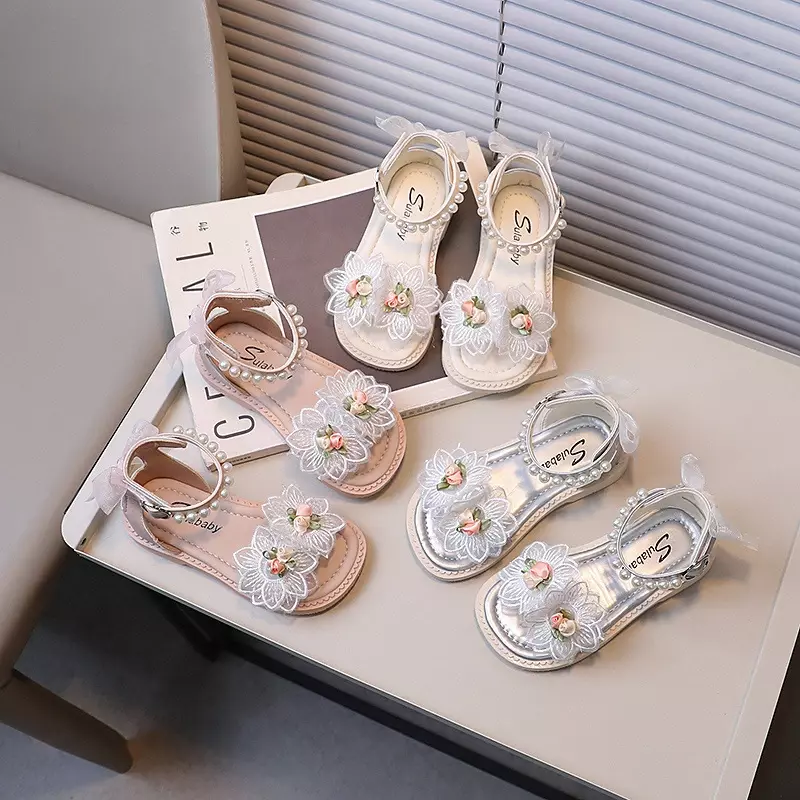 Sandal anak musim panas elegan, sepatu sandal anak perempuan, sepatu kasual anak-anak manis, sandal bunga putri, sandal Flat Roman, serbaguna