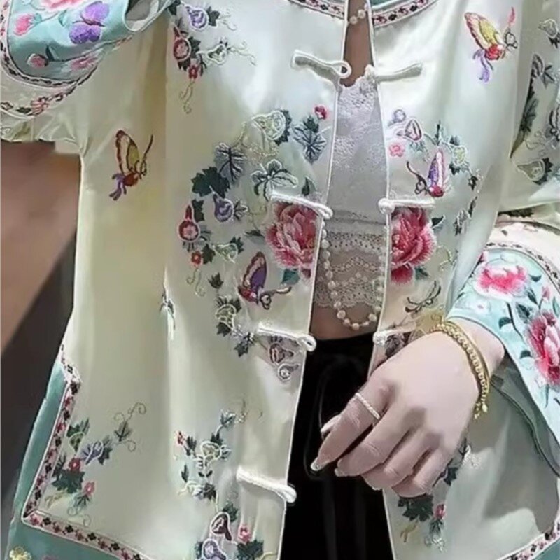 เสื้อคลุม Hanfu พิมพ์ลายเสื้อเชิ้ตตัวเล็กอุตสาหกรรมหนักของผู้หญิงจีนใหม่สไตล์วินเทจ