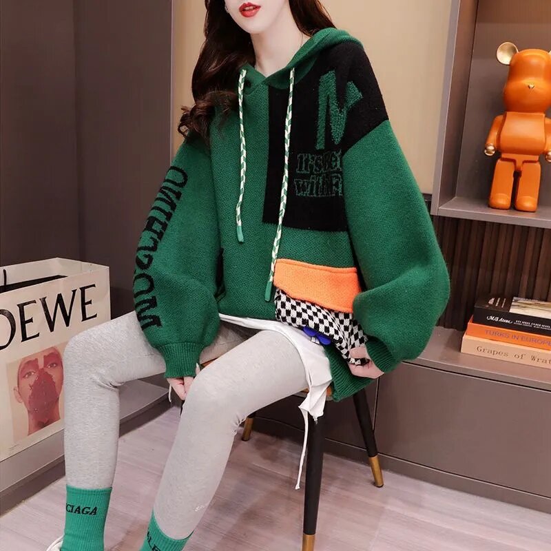 Pullover Bertudung Kontras Jahitan Mantel Rajutan Wanita Musim Gugur Musim Dingin 2023 Menebal Mode Baru Longgar Angin Malas Sweter Ramping