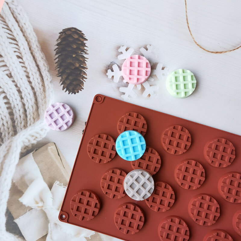 DIY Cute Round Waffle Making Mold Practical Chocolate Making Tool Aroma Candle Silicone Mold Food Grade Silicone Baking Supplies