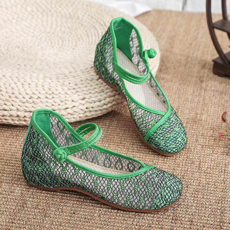 New Woman's Summer Mesh Hollow Out Flat Sole Cloth Shoes Soft Sole Non Slip Breathable Mom's Shoes Free Shipping Casual Sandals