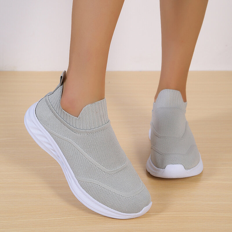 حذاء نسائي غير رسمي 2023 حذاء رياضة نسائي للمشي قابل للتهوية مقاس كبير للخروج حذاء نسائي مسطح