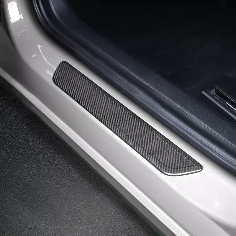 Serat karbon kering nyata untuk Tesla Model 3 Y pijakan pintu Selamat datang Pedal 3K 240G Aksesori Mobil Penutup Pedal Sill pintu buatan tangan