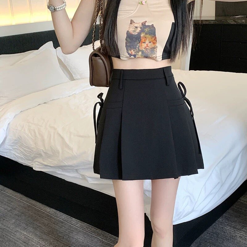 Deeptown-Falda plisada para mujer, minifalda corta con lazo, color gris, liso, informal, con cordones, color negro, básico, moda coreana