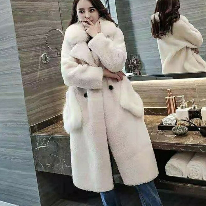 Abrigo informal holgado con cuello de piel blanca para mujer, abrigo cálido de imitación de piel de cordero con doble botonadura y bolsillo, moda de invierno