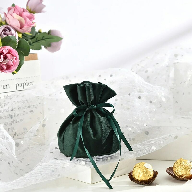 Easter Luxury Velvet Gift Bags With Pearl String Christmas Birthday Party Cooikes Candy Bags Boxes Jewelry Velvet Sachet Bags