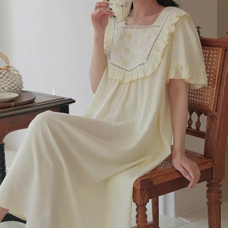 Słodka długa koszula nocna jednokolorowa bielizna nocna z czystej bawełny damska letnia w stylu Vintage sukienka wieczorowa koszula nocna z krótkim rękawem z falbanami
