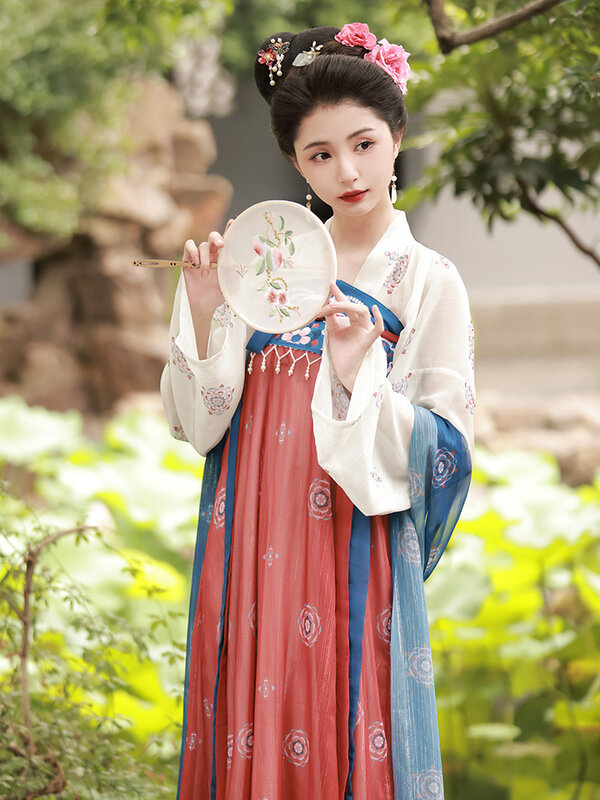 Tang Hanfu Women's Long Sleeve Restoring National Style Chest-High Dress