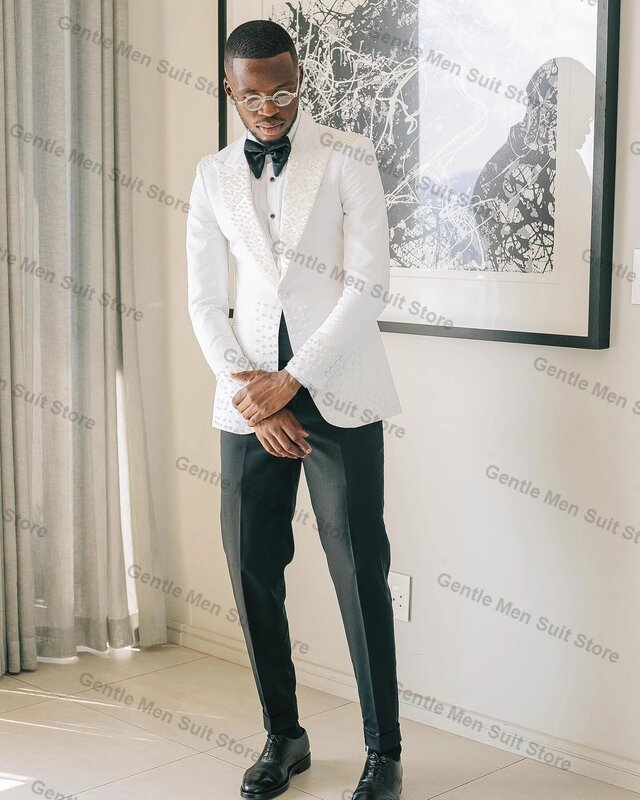 Eleganti abiti da uomo con perle bianche Set 2 pezzi Blazer + pantalone nero monopetto giacca su misura Prom Groom Wedding smoking Coat