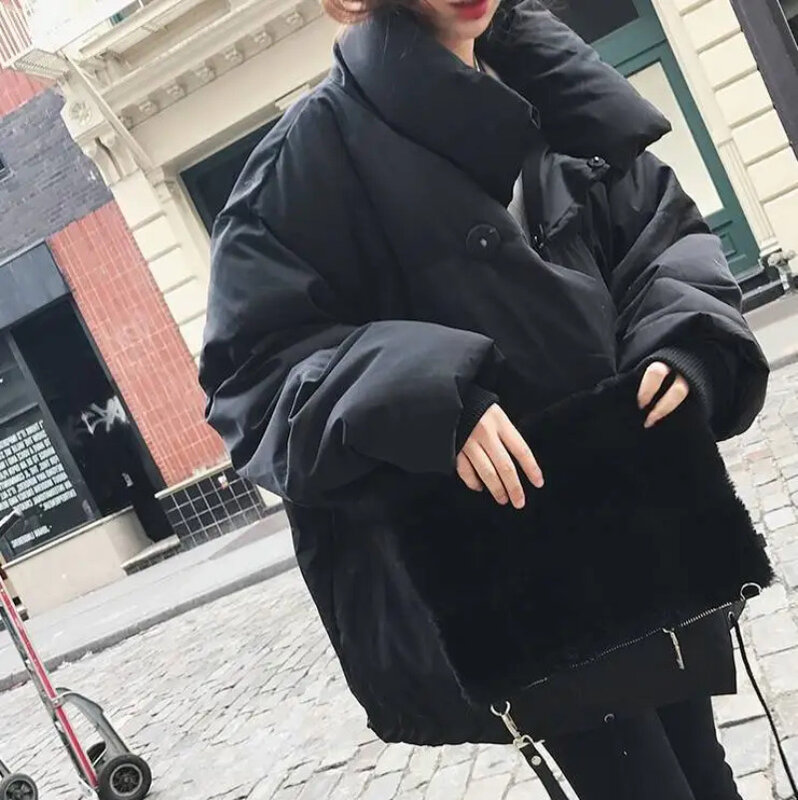 Giacca invernale da donna giacca imbottita spessa cappotto corto allentato Casual 2023 cappotto di cotone di nuova moda