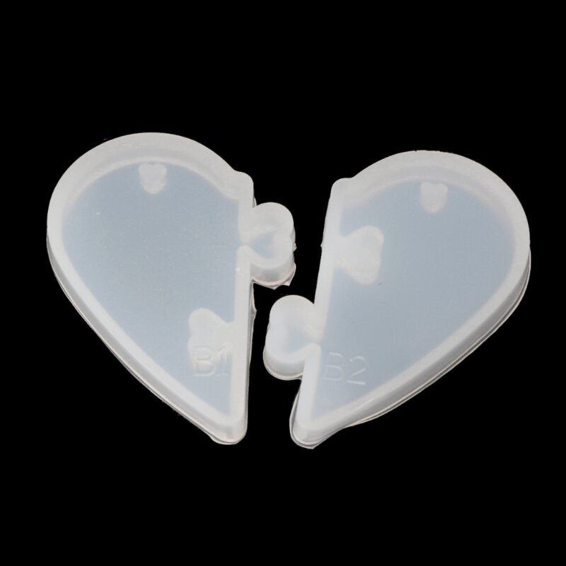 قوالب راتنج السيليكون اللامعة على شكل قلب مصنوعة يدويًا على شكل سلسلة مفاتيح