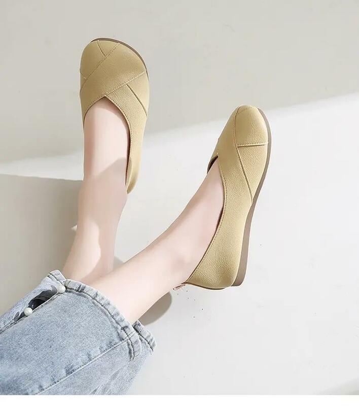 รองเท้าหนังส้นเตี้ยสำหรับผู้หญิง, รองเท้าลำลองส้นเตี้ยหนังนิ่มสำหรับฤดูใบไม้ผลิฤดูร้อนรองเท้าคุณแม่ไม่ลื่นเบารองเท้าพื้นเตี้ยรองเท้าโลฟเฟอร์ gratis ongkir