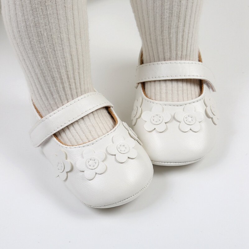 Zapatos de cuero con flores para niña recién nacida, calzado plano de suela suave para primeros pasos, bautismo de bebé, boda, fiesta de cumpleaños, zapatos de princesa de 0 a 18M