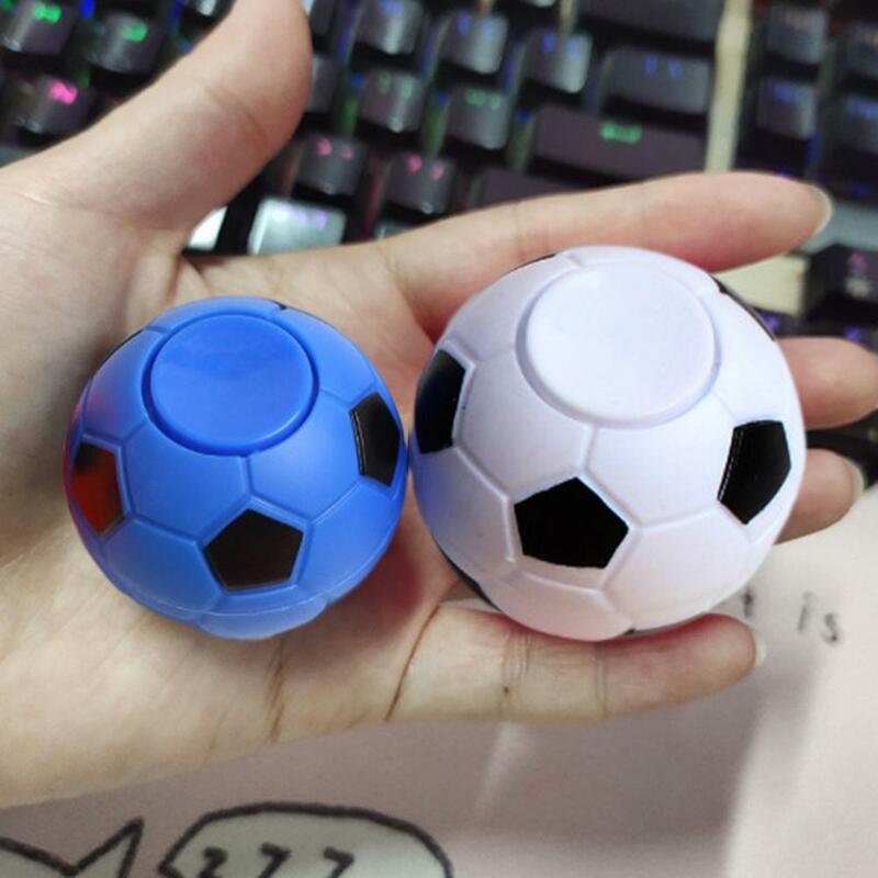 Fidget Football Rotatable Gyro Mini Balls Fun Props Stress Relief Vent Toy Fidget Spinner Soccer Sports Fingertip Toys Party