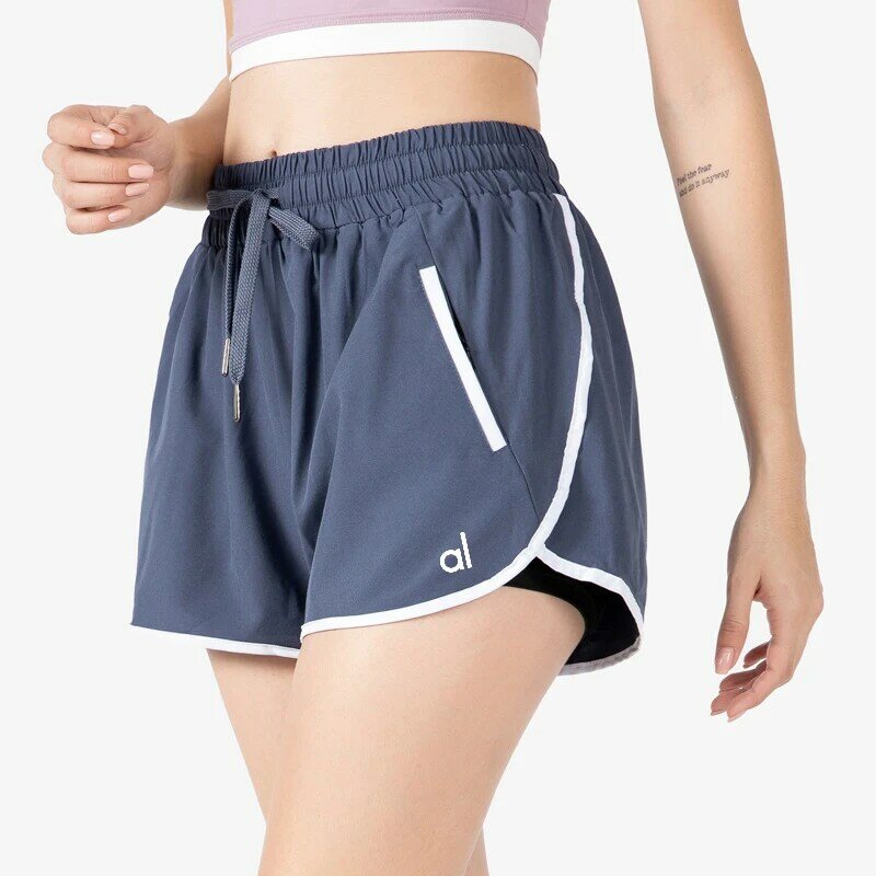 Celana pendek olahraga musim panas untuk wanita, celana pendek tiga titik longgar cepat kering, celana pinggang tinggi lari tipis