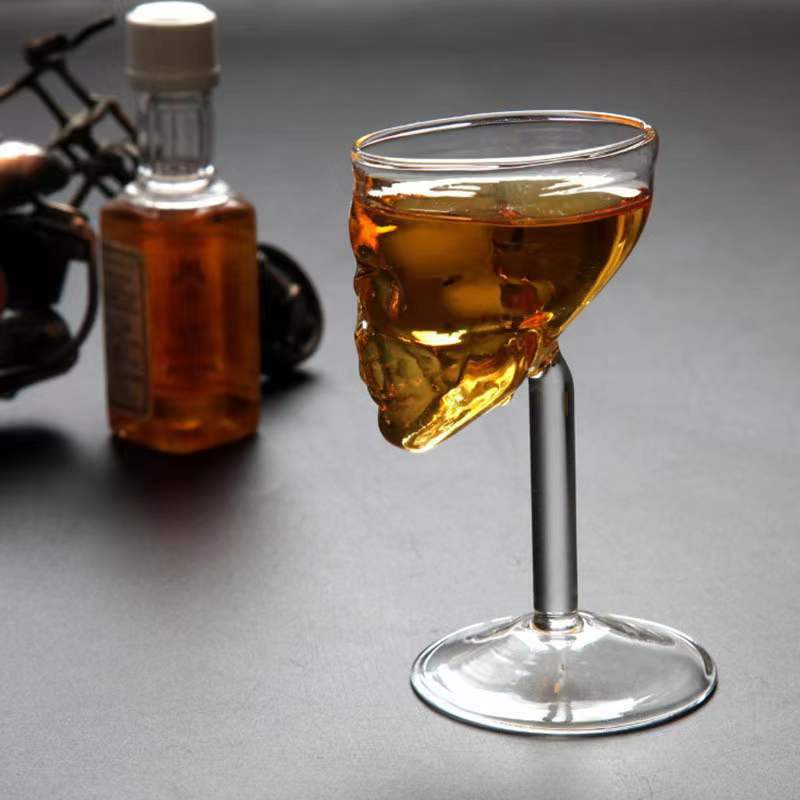 Tazza di vetro teschio 75ml birra Wine Bar testa di vetro teschio Vodka articoli per bere Home Bar regalo per feste Artware Deco calice tazze
