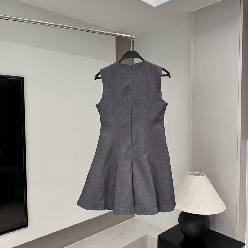Новое модное и элегантное облегающее Плиссированное короткое платье без рукавов