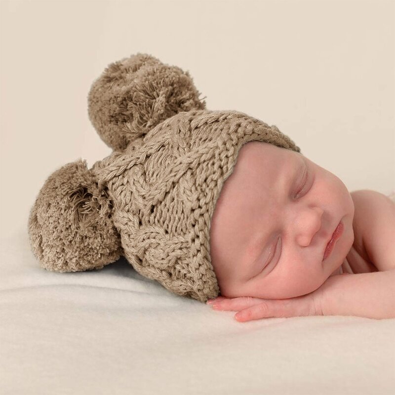 K5DD 新生児写真撮影帽子、ニット暖かいビーニーキャップ漫画クマのポンポンボンネット帽子写真小道具 0-6 ヶ月用