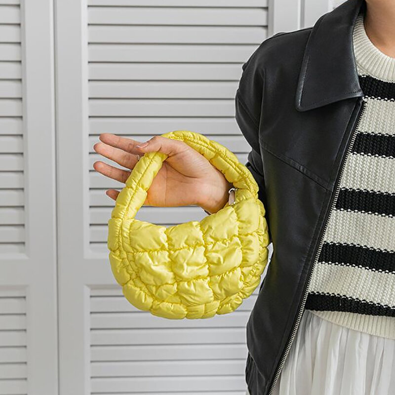1 buah tas jinjing Puffer Mini Fashion dompet ponsel lingkaran berlapis elegan ungu lembut nilon empuk kantong kunci tas tangan tren sederhana