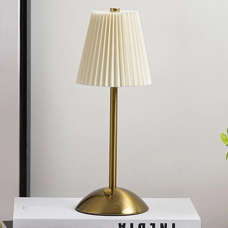 Ночник с плиссированным абажуром, креативная лампа в скандинавском стиле с металлическим основанием, перезаряжаемая приглушаемая лампа для гостиной, спальни, 3 цвета