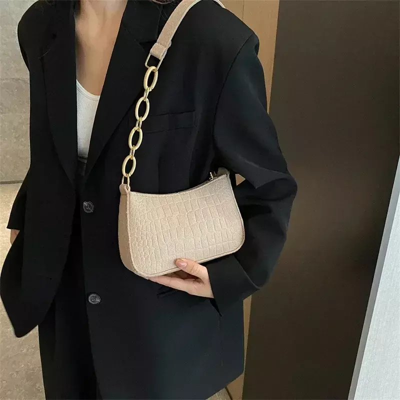 Bolso de tela de fieltro para mujer, bolsa de sillín con textura a la moda, de un solo hombro, suave y sin forro, diseño de nicho, 2023