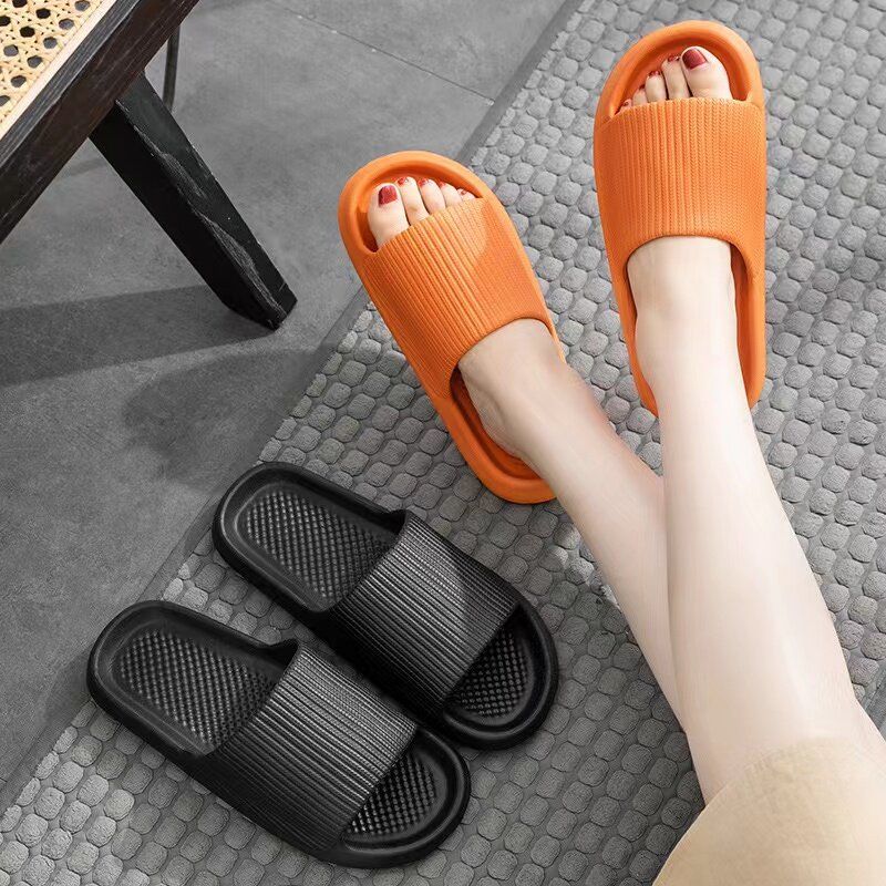 Letnia New EVA miękka podeszwa łazienkowa antypoślizgowe kapcie lekkie wygodne sandały wyjściowe modne męskie damskie plażowe klapki