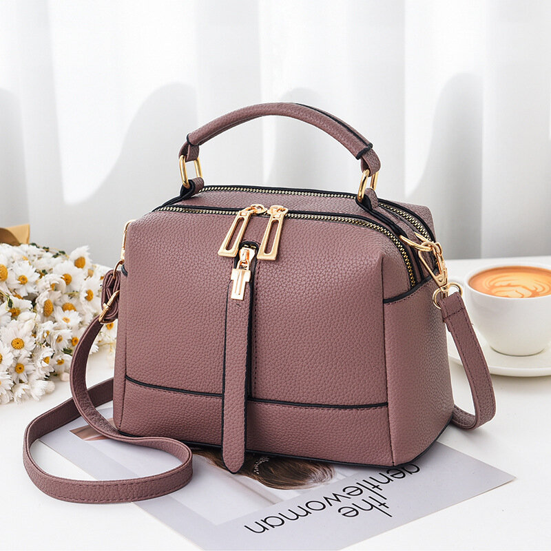 Tas bahu wanita baru untuk 2024 tas jinjing desainer mewah tas tangan wanita tas bahu tunggal monogram cetak kulit