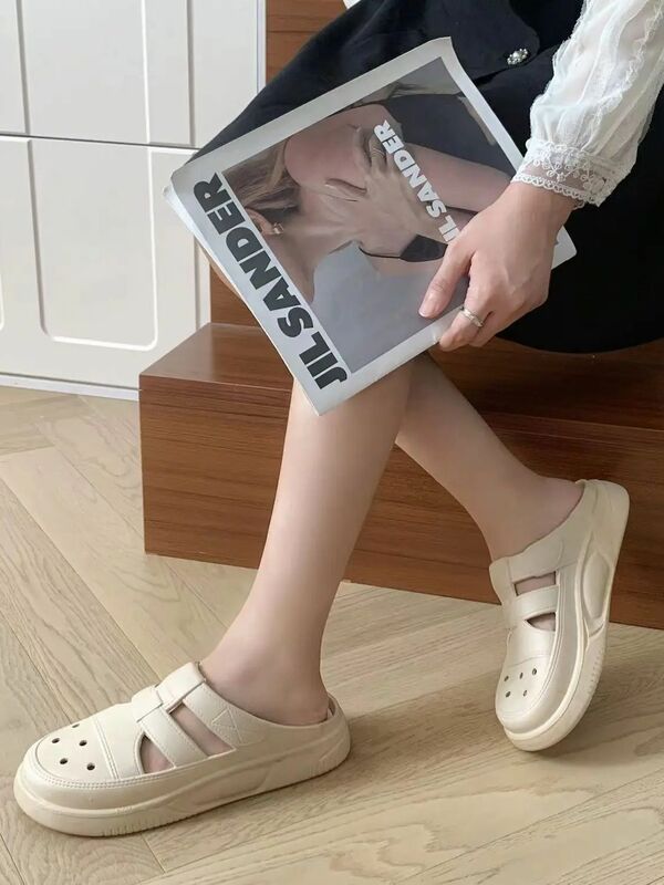 Baotou-女性用の柔らかいフラットソールスリッパ,滑り止めの屋外ビーチサンダル,家庭用の新しい夏の靴,送料無料