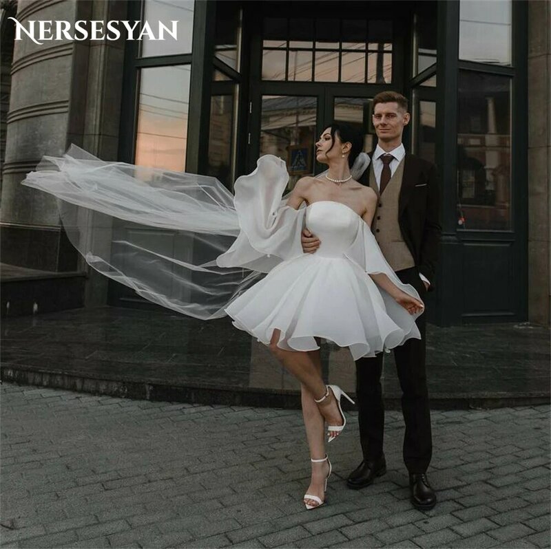 Nersesyan vestidos de novia elegantes de gasa, minivestido de novia sin hombros, Mangas de Ángel, línea A, Espalda descubierta, sin tirantes