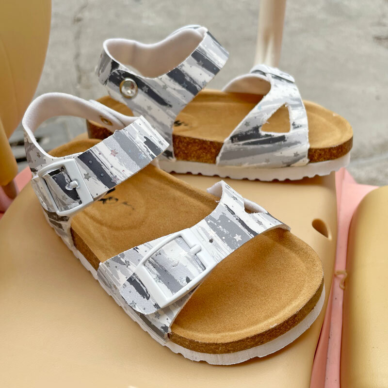 Letnie dziewczęce sandały drukowanie Pu skórzane korki z wystającym palcem slajdy mieszkania z butami do szkoły 2-12 lat maluch