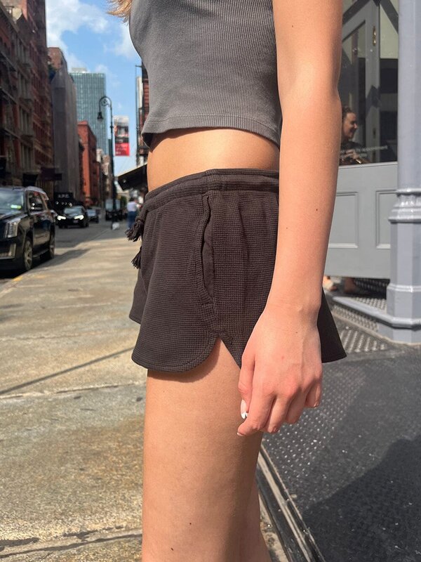Shorts de cordão estético feminino, casual, elástico, cintura baixa, shorts lounge monocromáticos, calça de saia, verão, anos 2000